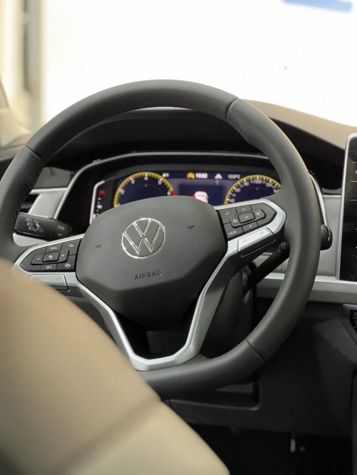 Volkswagen Bora 2025 300 TSI