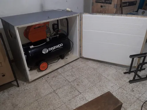 Daewoo compresseur d'air 100L 2HP 67900DA et compresseur silencieux Dingqi 50L 2HP 41800DA