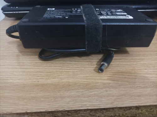 dés chargeur original pour pc portable