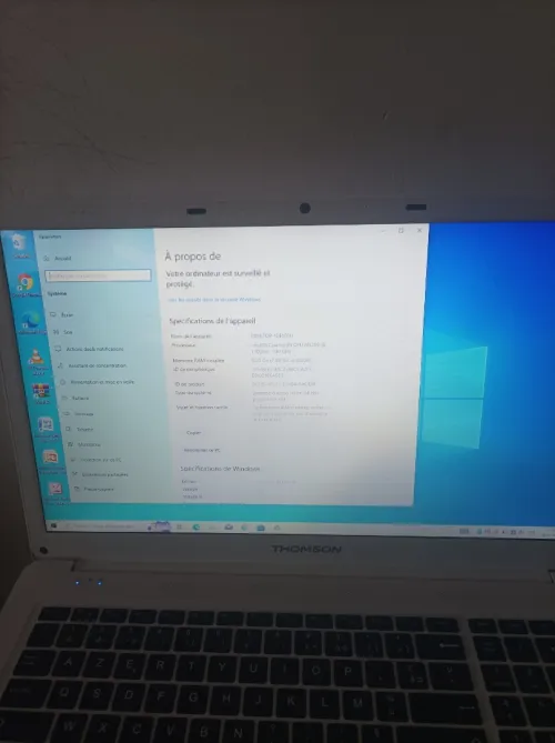 PC portable Thomson 17.3 ultra siim