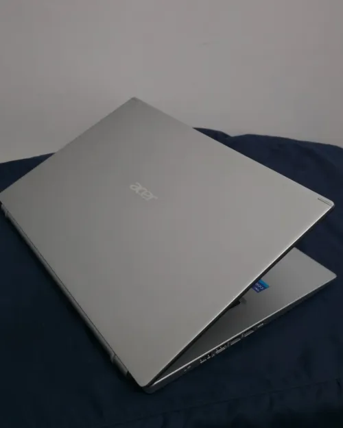 Pc laptop ACER Aspire i7 11em