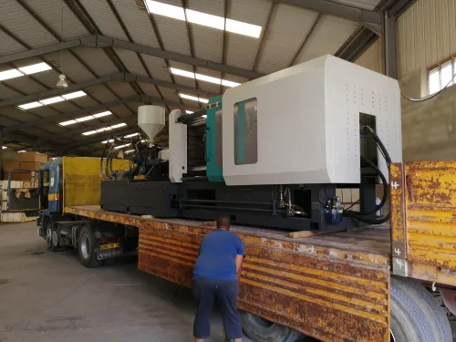 Machine injection plastique 530t servo HAIJIANG 