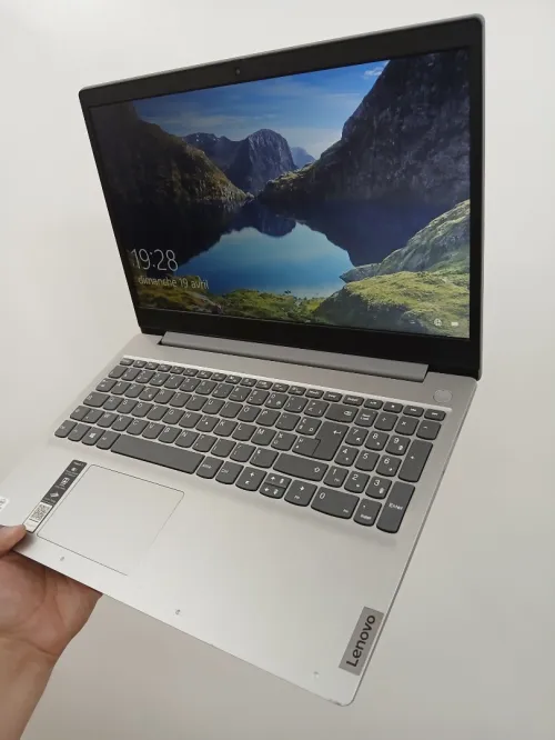 LENOVO IDEAPAD 3 I5 1035G1 RAM 8GB SSD 256GB