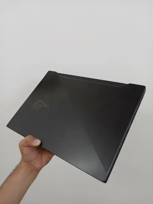 ASUS ROG G15 AMD RYZEN 9 4900HS NVIDIA RTX 2060 6GB 15.6" FHD 300HZ