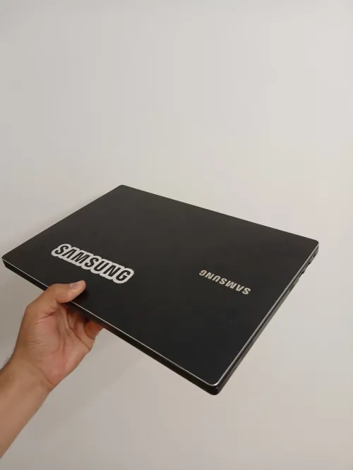 SAMSUNG 750BBC I7 9750H NVIDIA MX110 RAM 8GB 15.6 FHD