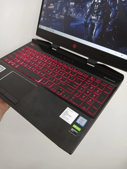 HP OMEN 15-dc1xxx I7 9750H GTX 1650 RAM 8GB SSD 256GB 15.6 FHD