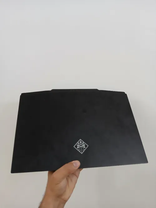 HP OMEN 15 I7 9750H NVIDIA RTX 2060 RAM 16GB SSD 512GB