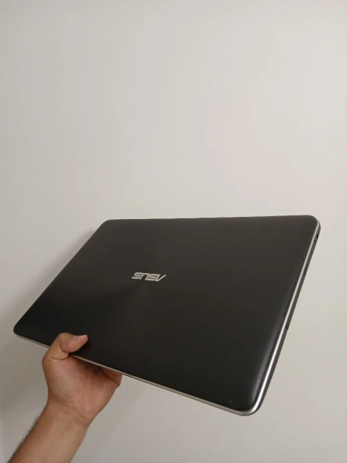 ASUS X751LX I7 5500U RAM 8GB SSD 256GB 17Pouce
