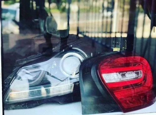 Pièce de rechange Mercedes Benz et accessoires 