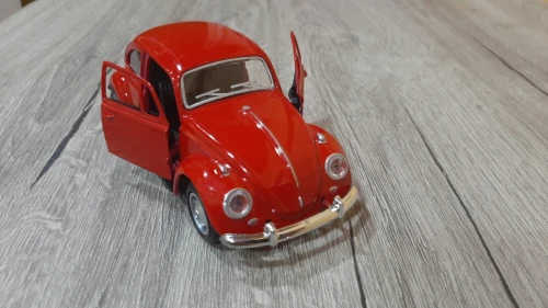 voiture miniature volkswagen coccinelle  1/32 