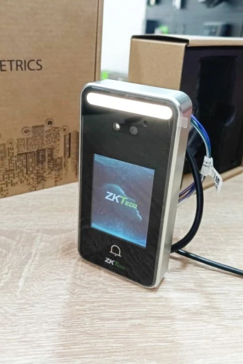 Terminal de contrôle d'accès et pointage ZKTeco Speedface V3L-LITE, Faciale et carte
