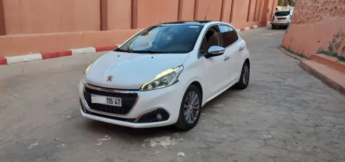 Peugeot 208 2015 Access Facelift