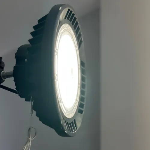 JAGUAR : Lampe industrielle suspendue