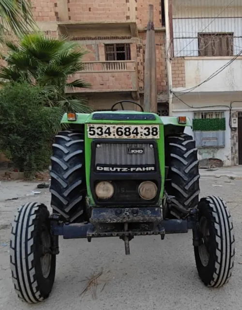 Deutz fahr 6807 D 1984