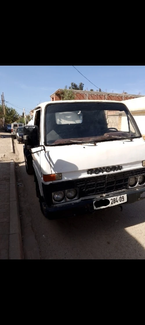 Toyota Bu 30 1984