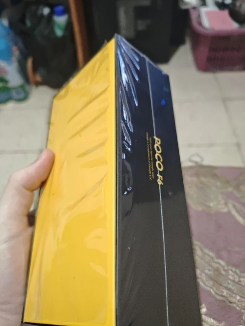 Xiaomi Poco F6