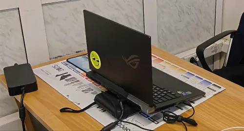 Asus ROG Strix scar 15