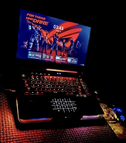 Asus ROG Strix scar 15