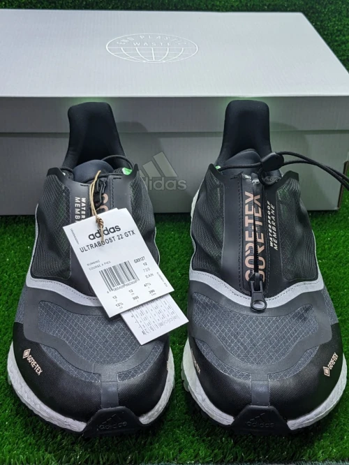 Adidas ULTRABOOST 22 GORE-TEX - Ref GX9127 - Original اصلية - Pointure 47 1/3 / 30.5 CM
