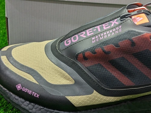 Adidas ULTRABOOST 22 GORE-TEX - Ref GZ6876 - Original اصلية - Pointure 46 2/3  / 30 CM