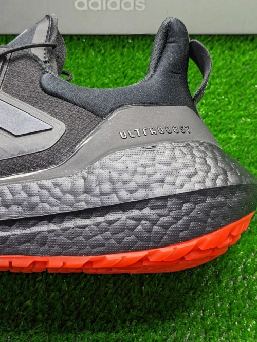 Adidas ULTRABOOST 22 COLD RDY 2.0  - Ref GX6691 - Original اصلية - Pointure 46 2/3 / 30 CM