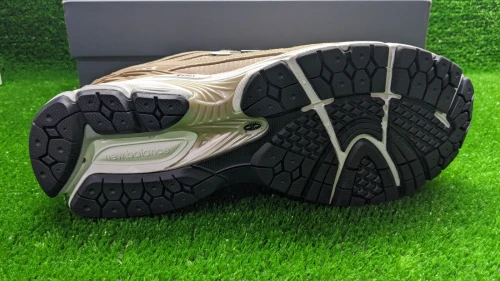 New Balance 1906R Ref M1906RV - Original اصلية - Pointure 46.5 / 30 Centimètre