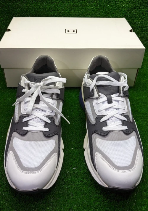 Under Armour UA Forge 96 Track  - Original اصلية - Pointure 47 / 31 CM