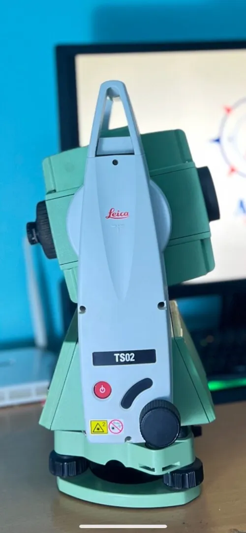 Leica Ts02 R30