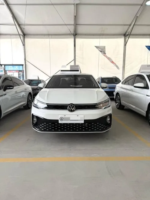 Volkswagen lavida 2025 