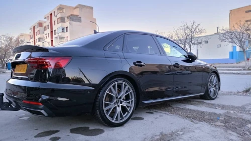 Audi A4 2021 S Line +