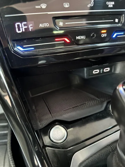 Volkswagen T-Roc 2024 R-Line 