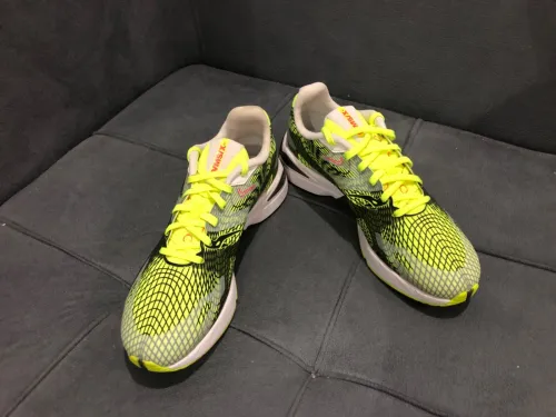 Bakset nike dorigine  affaire par rapport. son prix originaire