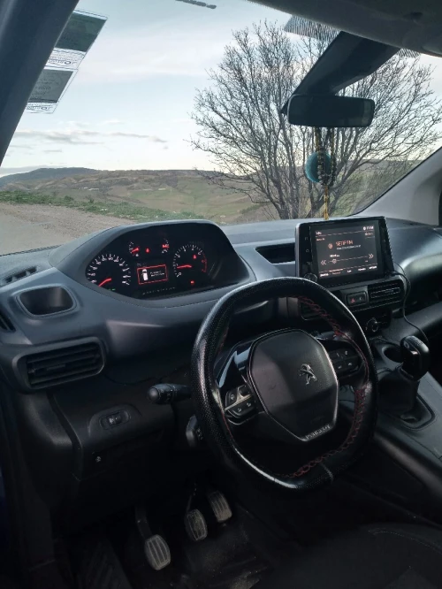 Peugeot Partner 2022 Rifter