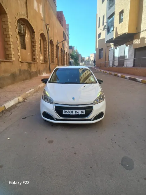 Peugeot 208 2016 Active Facelift