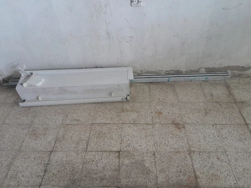 Porte Aluminium double vitrée avec rideau