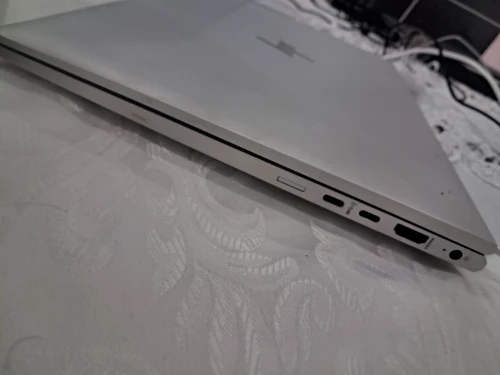 Laptop hp elitebook 845 g8