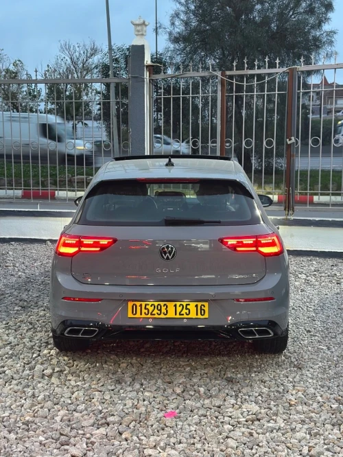 Volkswagen Golf 8 2025 R-Line