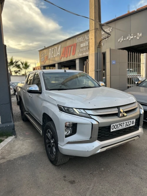 Mitsubishi L200 2022 Doube cabine Evolution