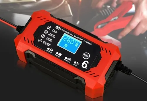 CHERGEUR BATRIER INTILEGENTE 12V6A VOITURE OU MOTO