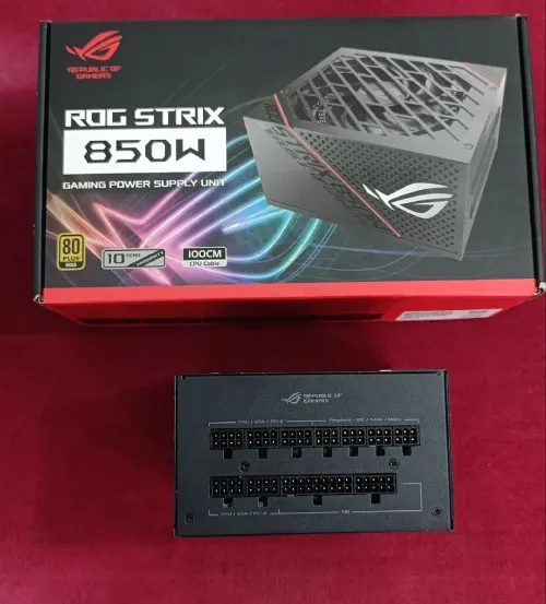 POWER 850 WAT GOLD ROG STRIX ORAN