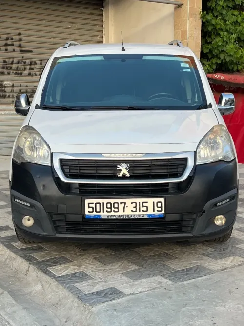 Peugeot Partner 2015 B9