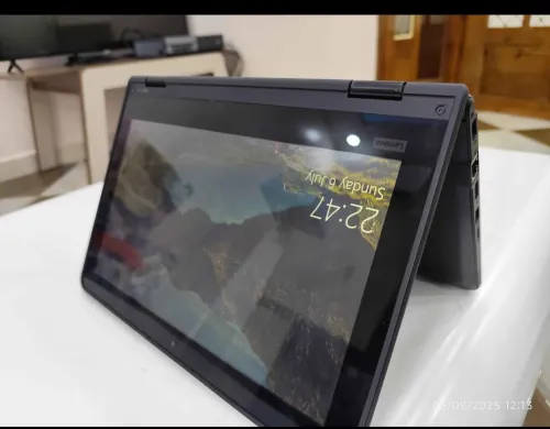 Lenovo Yoga e11