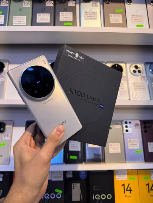 VIVO VIVO X100 ULTRA