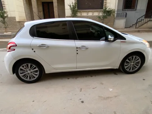 Peugeot 208 2013 208