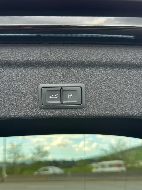 Audi Q3 2024 S Line