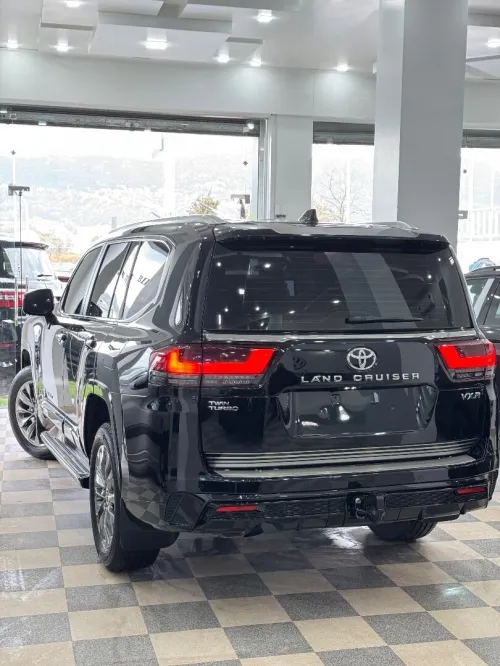 Toyota Land Cruiser  2026 VX-R