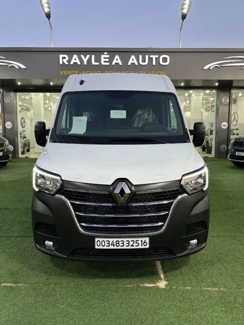 Renault Master 2025 L3H2