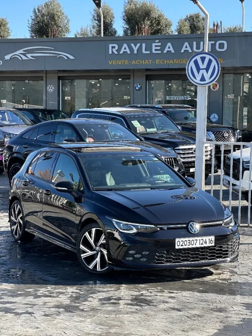 Volkswagen Golf 8 2024 R-Line