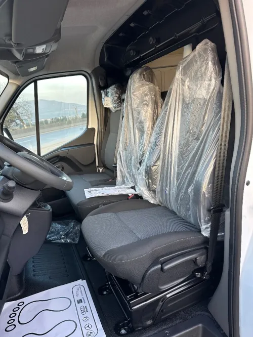 Renault Master 2025 L2H2