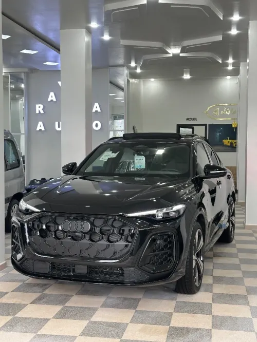 Audi Q5 2025 S Line